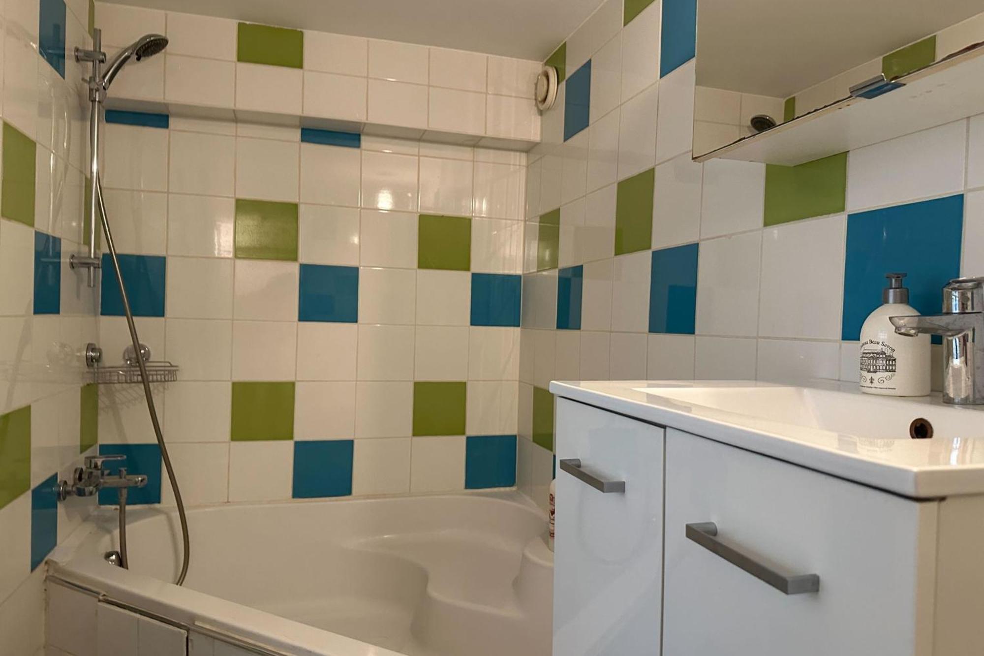 Spacious Duplex Near The Center Of Appartement Cannes