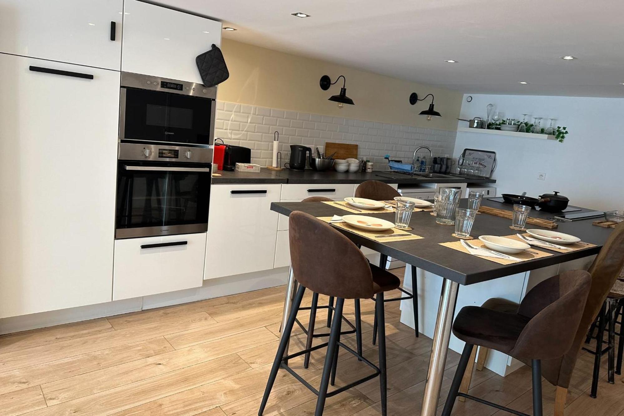 Spacious Duplex Near The Center Of Appartement Cannes