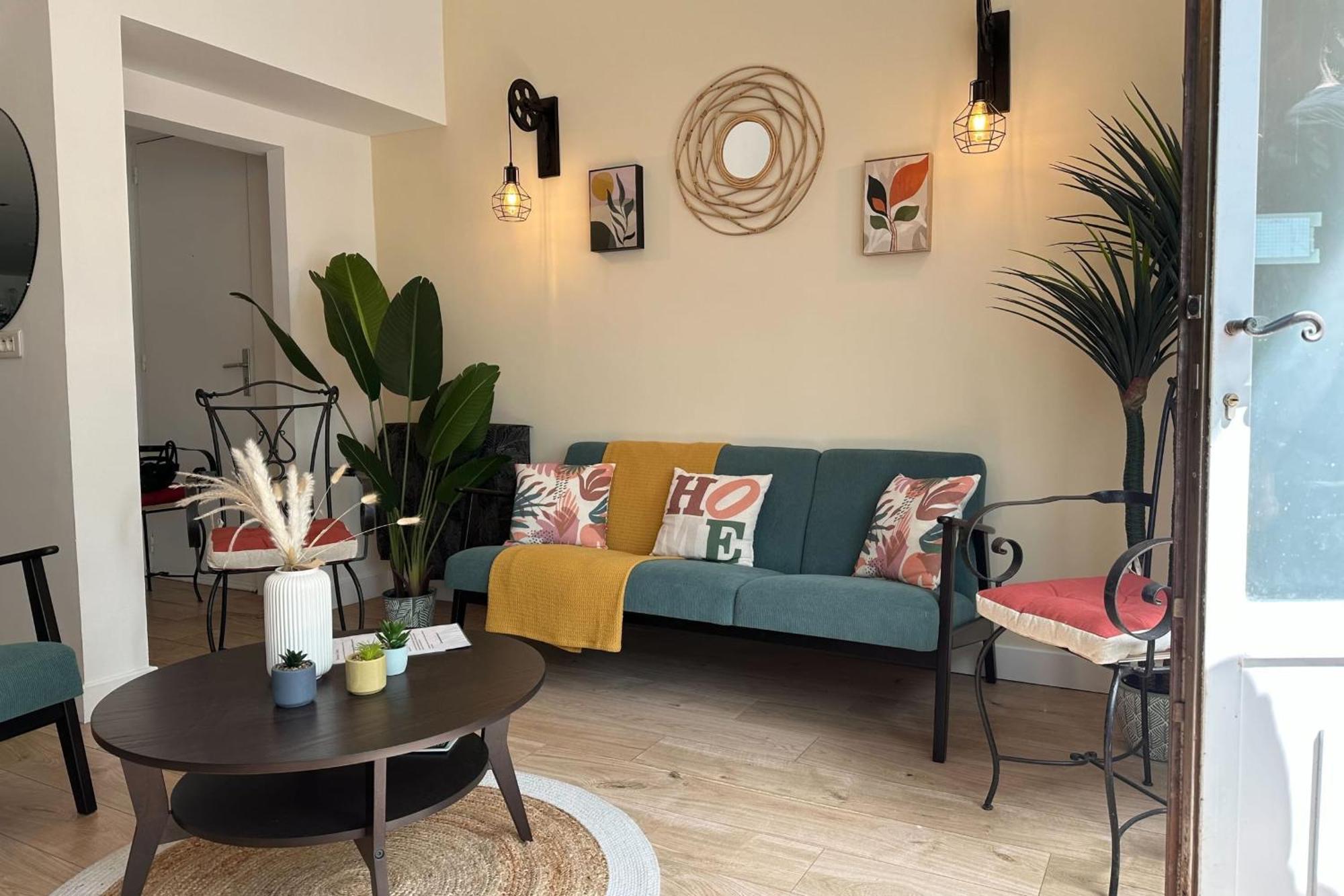 Spacious Duplex Near The Center Of Appartement Cannes