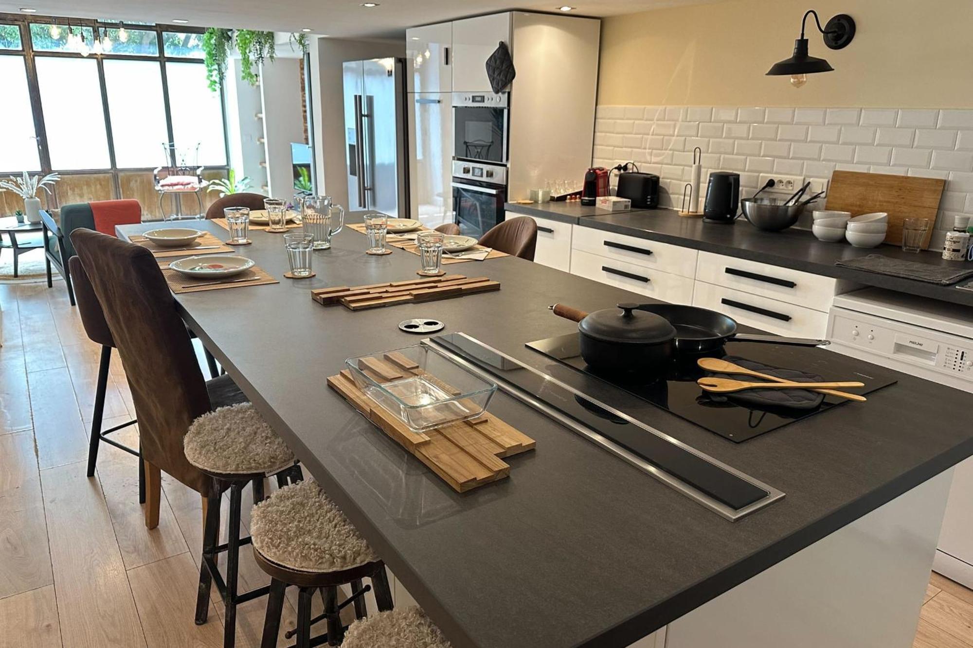 Spacious Duplex Near The Center Of * Cannes